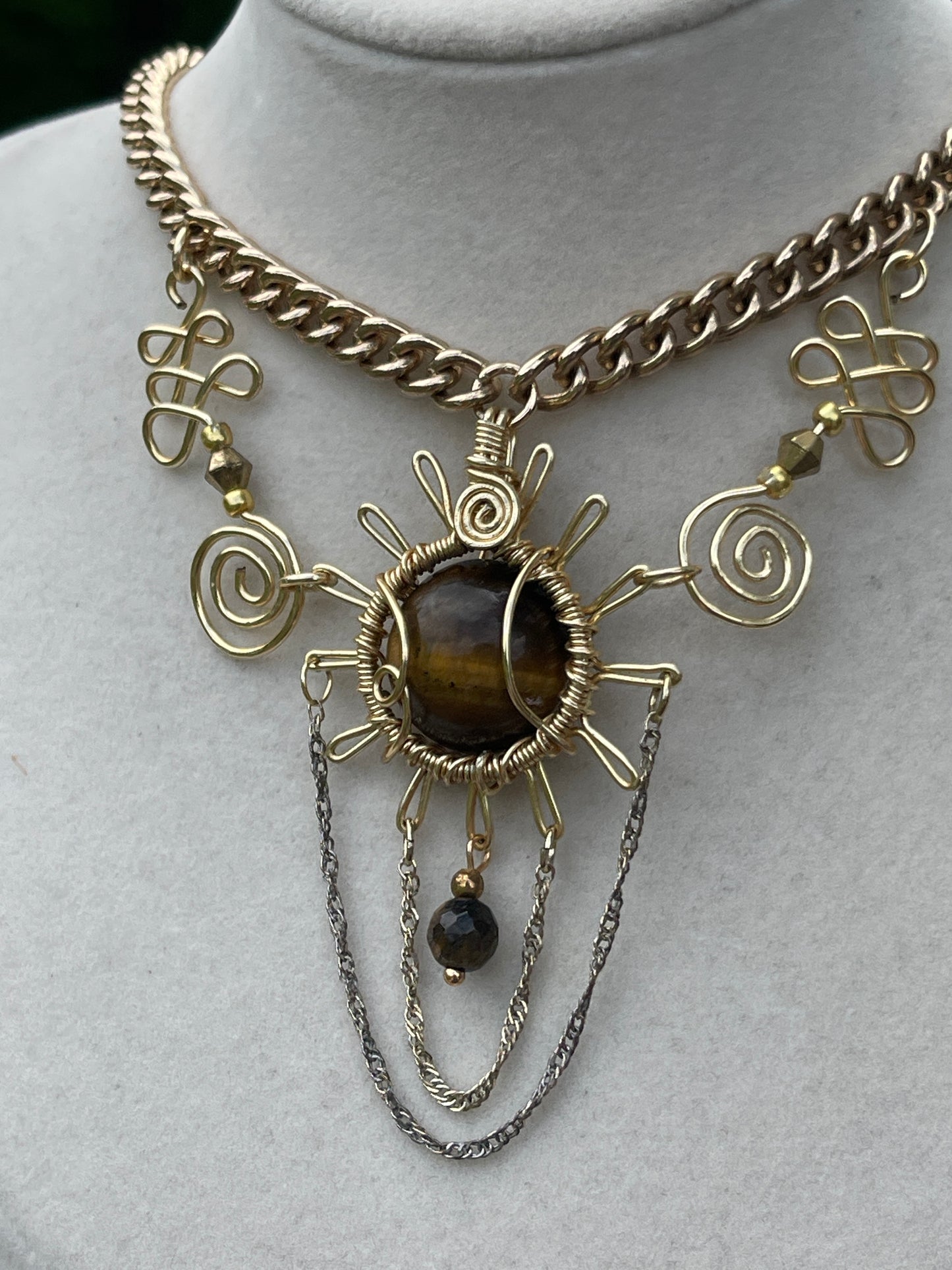 Gold “Solara” Choker with Tiger’s Eye