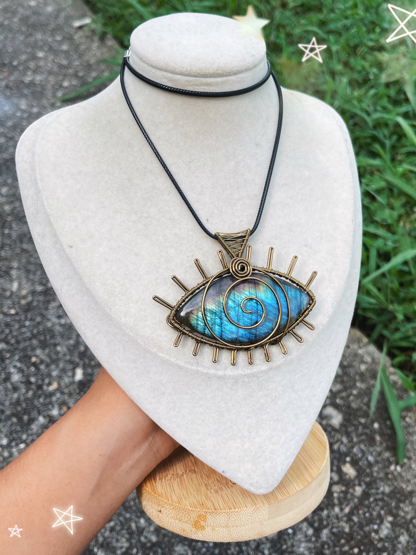 XL Labradorite Eye Pendant