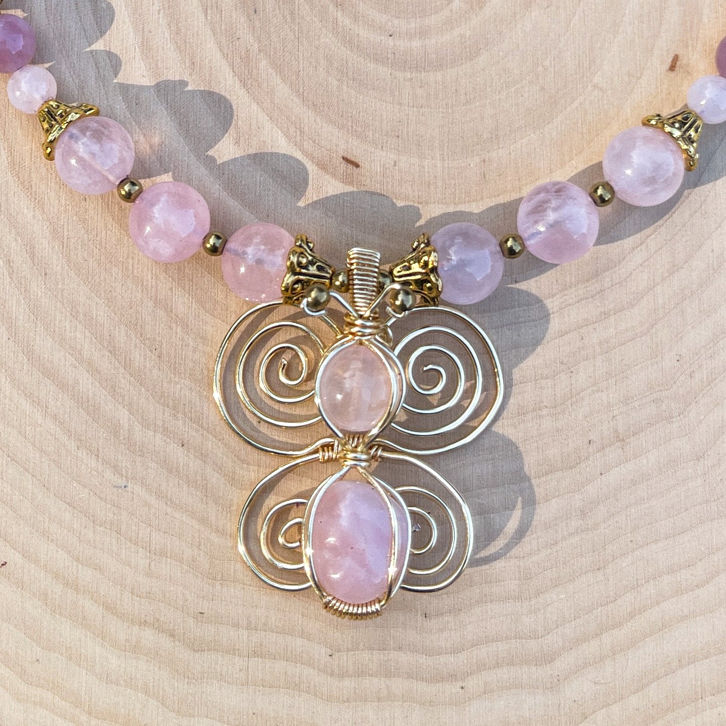 Calísta • 10mm Rose Quartz Butterfly Necklace