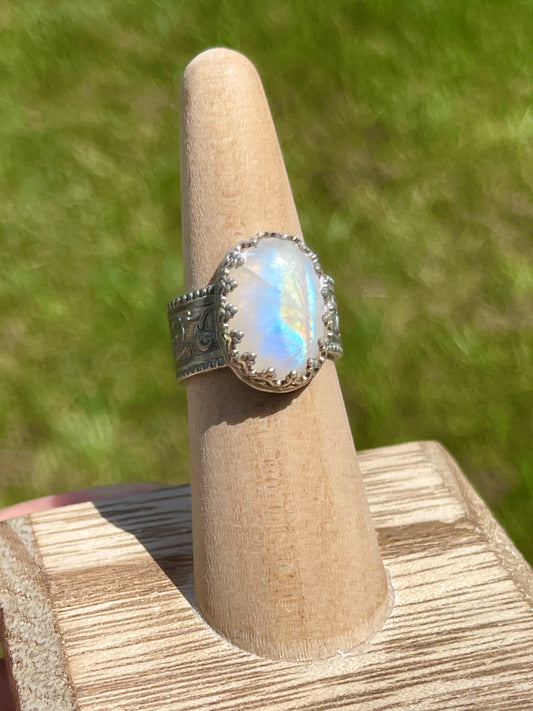 Size 7 • Moonstone Ring