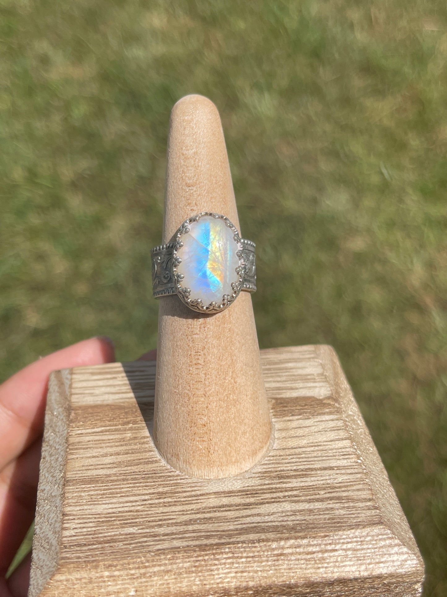 Size 7 • Moonstone Ring