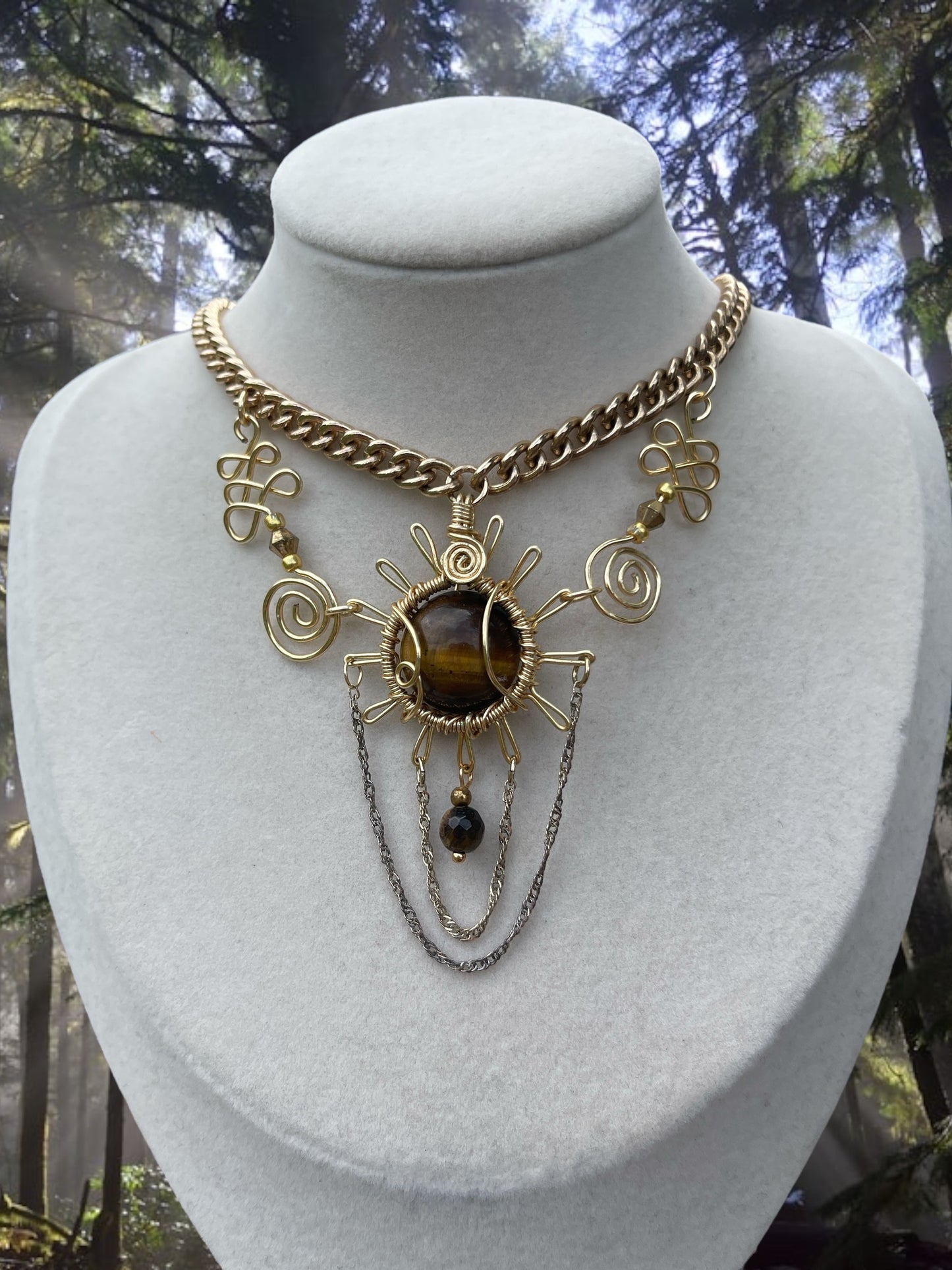 Gold “Solara” Choker with Tiger’s Eye