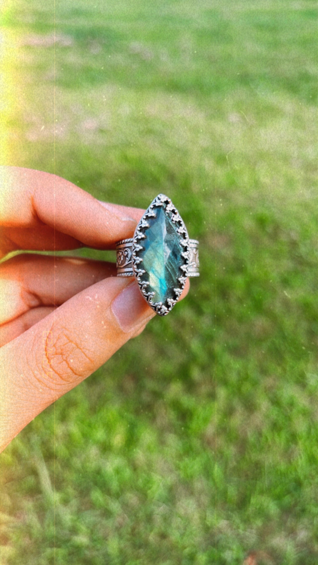 Size 8.5 • Labradorite Ring